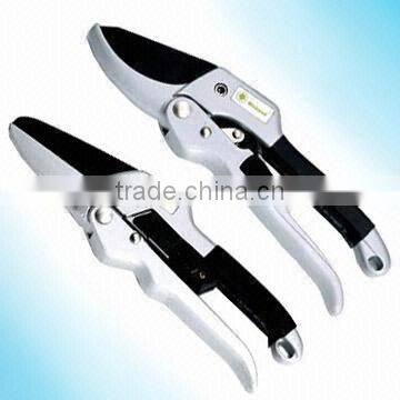 Ratchet Pruning Shears