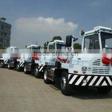 SINOTRUK HOVA 4x2 Terminal Tractor Trucks With Choice Materials