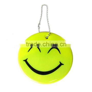 Soft reflective keychain hanger EN13356