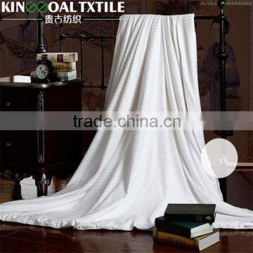 High Quality Factory Direct Sale 100% Handmade Silk Duvets with 100% cotton striped for Home or hotel