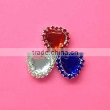 Hot selling factory price red /white /blue arcylic heart rhinestone button in stock (btn-5613)