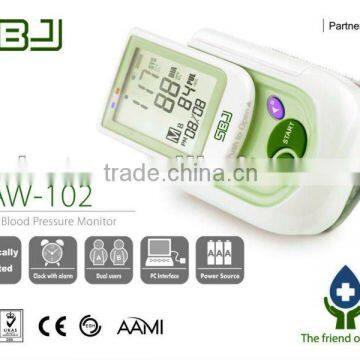 Wrist Blood Pressure Monitor CE ROHS FDA