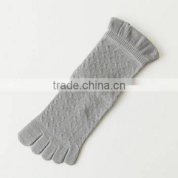 Best Socks Manufacturer Japanese Design OEM School Teen Girls Summer Thin Cotton Black Five Toe Cozy Socks photo-3