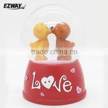 The sweet lovers teddy bear snow globe with led light wedding favors snow globe