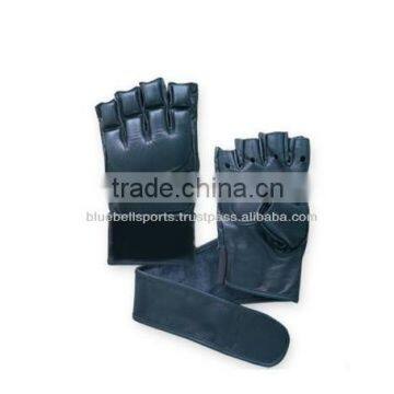 Latex Mold Padding Genuine Leather MMA Sparring Gloves