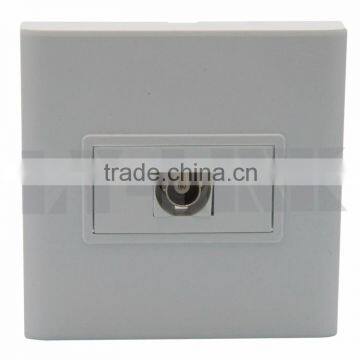 One port BNC wall face plate with backside female to female connector