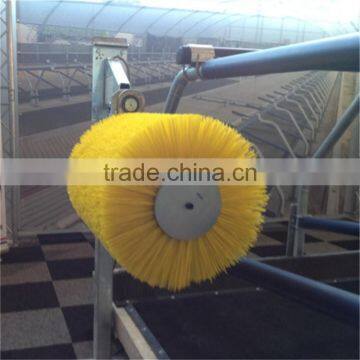 Hanging Type Cattle Brush in Yellow Color