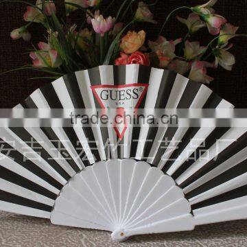 Pesonalized Hot Sale Plastic Hand Fan photo-2