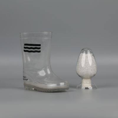 échantillons de granulés PVC, matière première plastique, granulés composites PVC pour semelles de chaussures