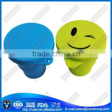 Foldable easy carry children silicone cup with cover