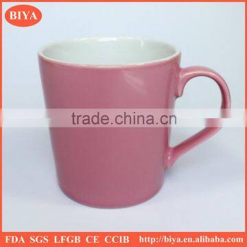 ceramic coffee mug with big handle for promotion with custom design ,shinny pink and white