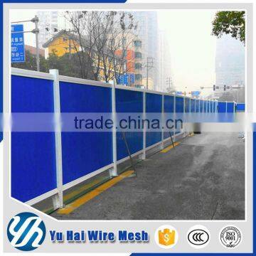 Construction site temporary fencing barricade