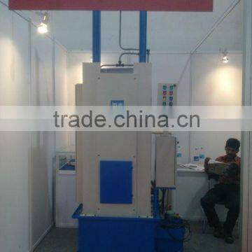 HYDRAULIC VERTICAL PULL DOWN BROACHING MACHINE