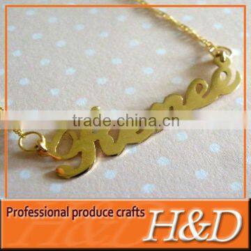 custom letter fashion metal nameplate with chain