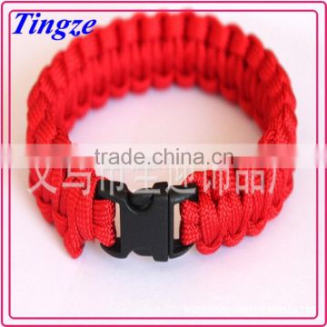 Fashion handmade red paracord survival bracelet wholesale with plastic buckle HZ289