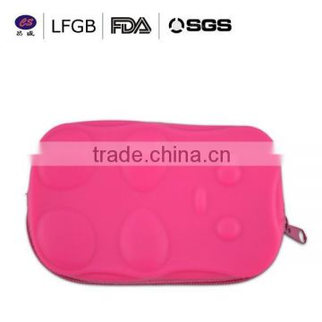 China new product silicone makeup kit / silicone handbag / silicone bag ladies