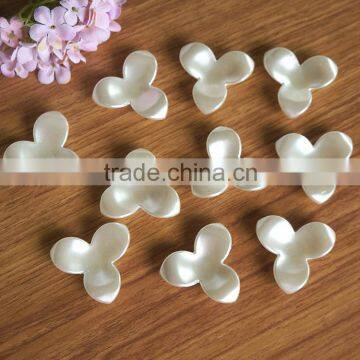 Hot sale !!clover leaf shape Pearls For phone DIY loose imitation ABS Plastic beads factory