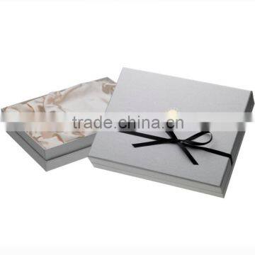 Fancy paper packaging Box with satin pad for Cosmetic / perfume Packaging