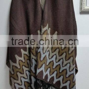 16PKP001 2016 Lady's Trendy Zatec Print Woven Striped Acrylic Poncho