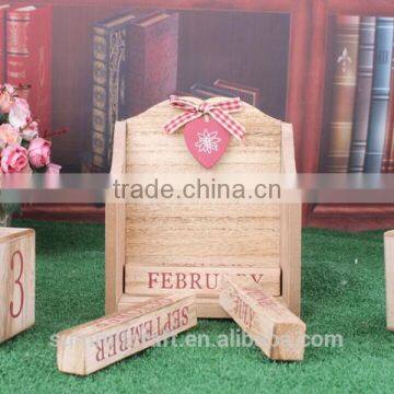 Pink Wooden Perpetual Calendar Desk Calendar 2017 photo-3