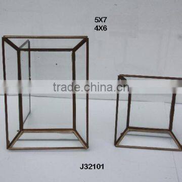 Glass and brass photo frame easel style brass in antique finish available in two sizes