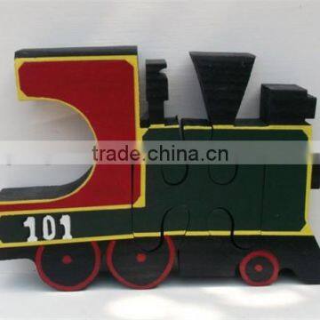 Hot sell wooden Large Wooden Puzzle Train Thick stand alone puzzle made in China