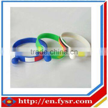 Promotional silicone wristbands )