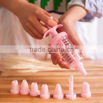 8 Mouths Cake Decorating Device Plastic Cake Decorator Device photo-3