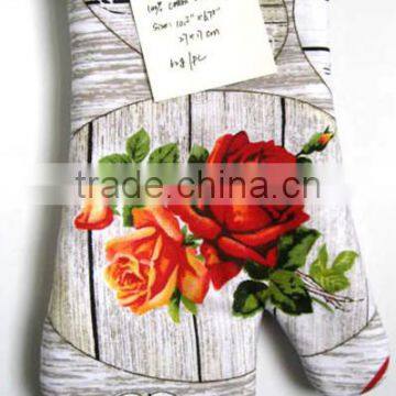 Cotton Twill Rose And Wood Grain Pattern Oven Mitt For Decoration