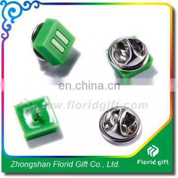 Souvenir gift decoration logo custom design pvc plastic pin badge