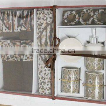 100% polyester bathroom set with ceramics accessary