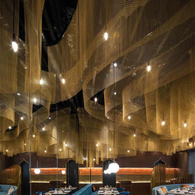 Decorative Flexible Gold Aluminum Coiled Drapery Wire Fabric Hanging Metal Chain Link Mesh Ceiling Curtain for Room Divider