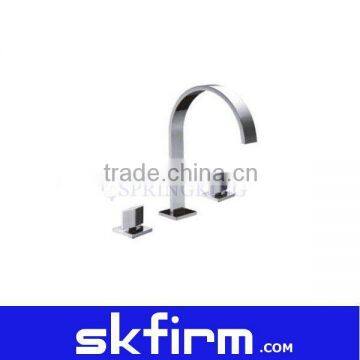 Fashion design chrome Swan Neck 3-Hole Basin Mixer Tap