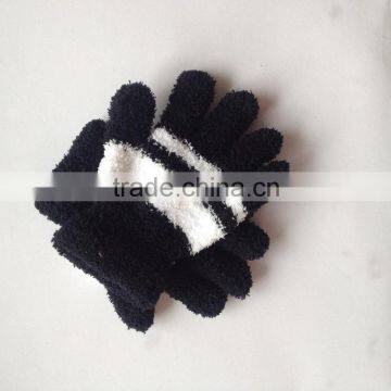 Soft Wet Chenille Magic Stripe Glove for Kids