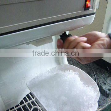 CE approval Semi-automatic ice crushing machine for sale