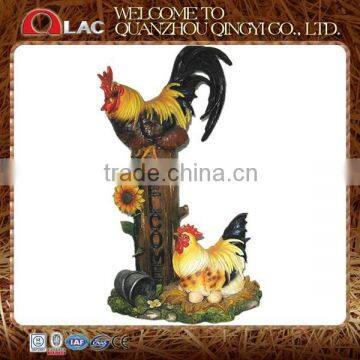 decorative rooster and hen couple with welcome board resin garden statue