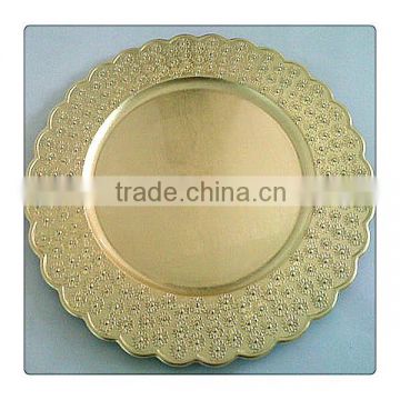 Plastic antique decorative flower under plates