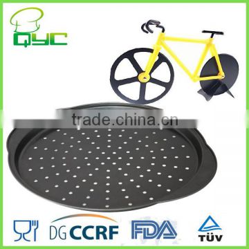 Non-Stick Metal Pizza Pan with bicycle cutter