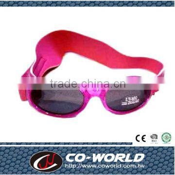 Baby pink glasses, safe and comfortable headband design, prevent small children eye injuries