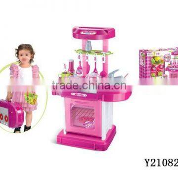 KITCHEN TABLE PLAY SET WITH LIGHT AND MUSIC Y2108204