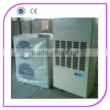 Air-cooled thermostat dehumidifier