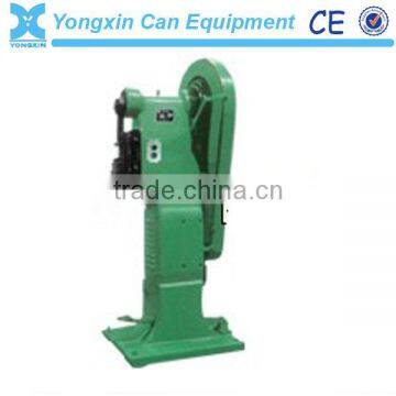 Food can lock seamer machine