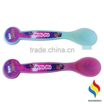 Ice Cream Plastic Spoon Changing Color