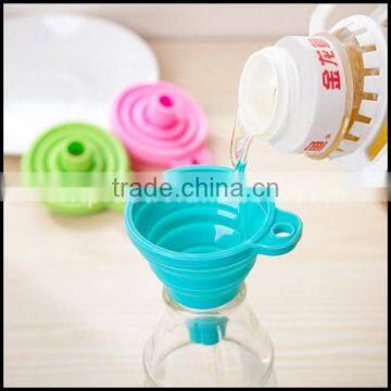 Portable Silicone Foldable Funnel Manufacturer/candy Color Silicone Folding Hopper for Sale/silicone Foldable Funnel