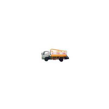 Dongfeng 4*2 4ton fecal suction truck/ vacuum suction truck