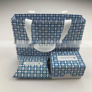 Popular free sample hot sale printed paper bag, paper bag set, paper bag ribbon handle