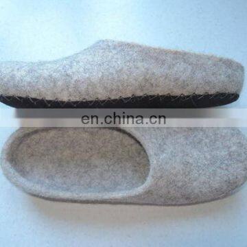 Wholesale 100 % Polyester Nonwoven Felt Natural Warm Handmade Wool Felt Shoes photo-3