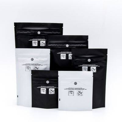 Custom Printed Matt White Plastic Stand up Pouch With Zipper for Food Packaging Bag Top OEM Child Proof Bag