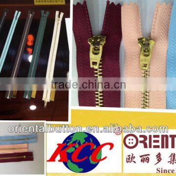 4# Close-end YG Slider Metal Teeth KCC Eco-friendly Zipper photo-3