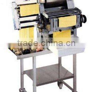Noodles maker machine for pasta shops